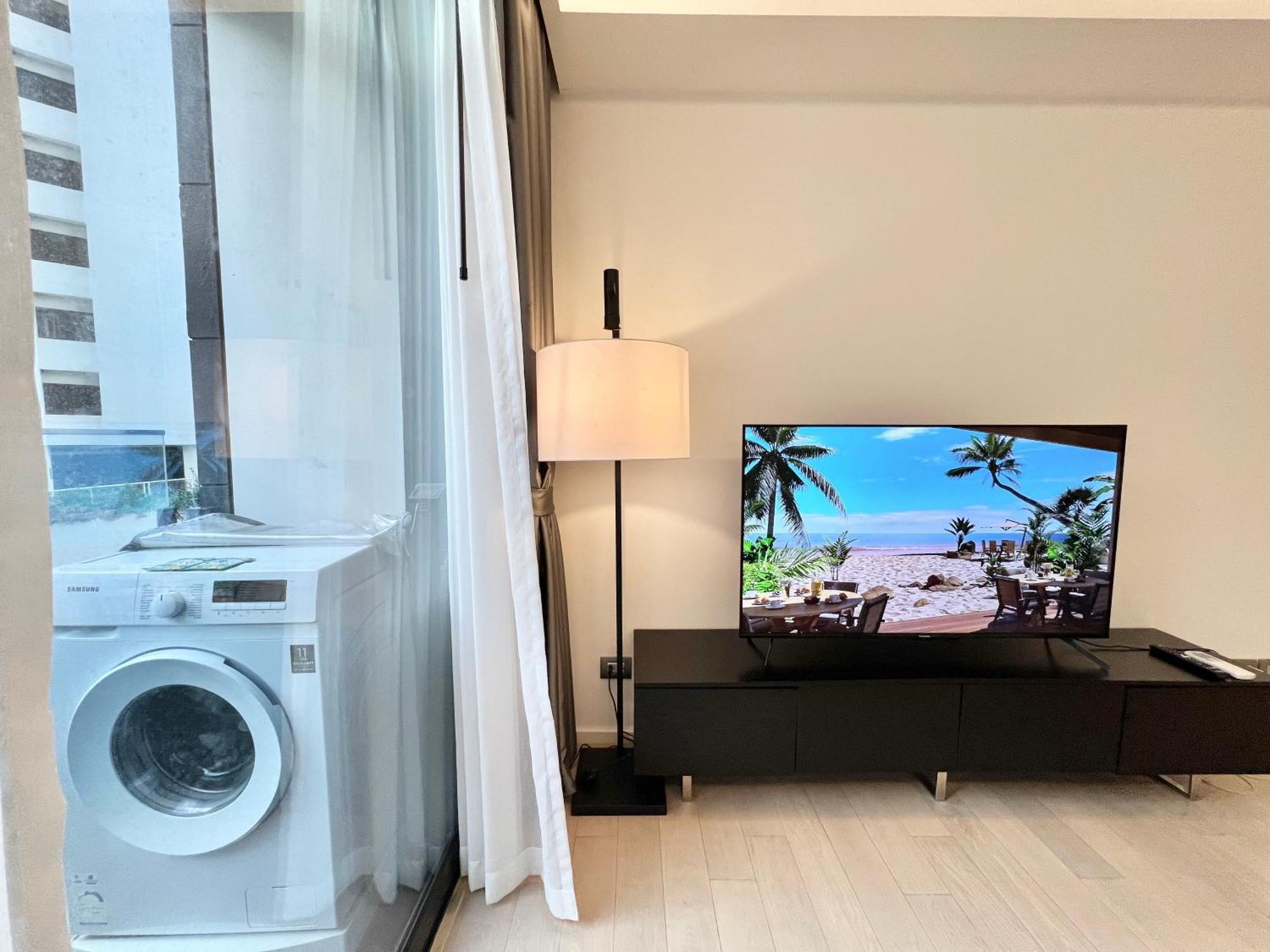 Sukhumvit 11#Luxury#Pool#Gym#Bts Nana&Mrt Sukhumvit#1Br#Max2Ppl Apartment Банкок Екстериор снимка