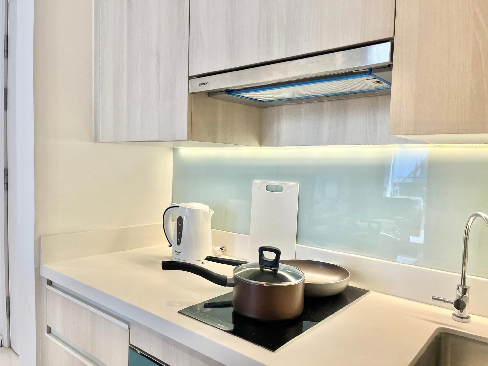 Sukhumvit 11#Luxury#Pool#Gym#Bts Nana&Mrt Sukhumvit#1Br#Max2Ppl Apartment Банкок Екстериор снимка